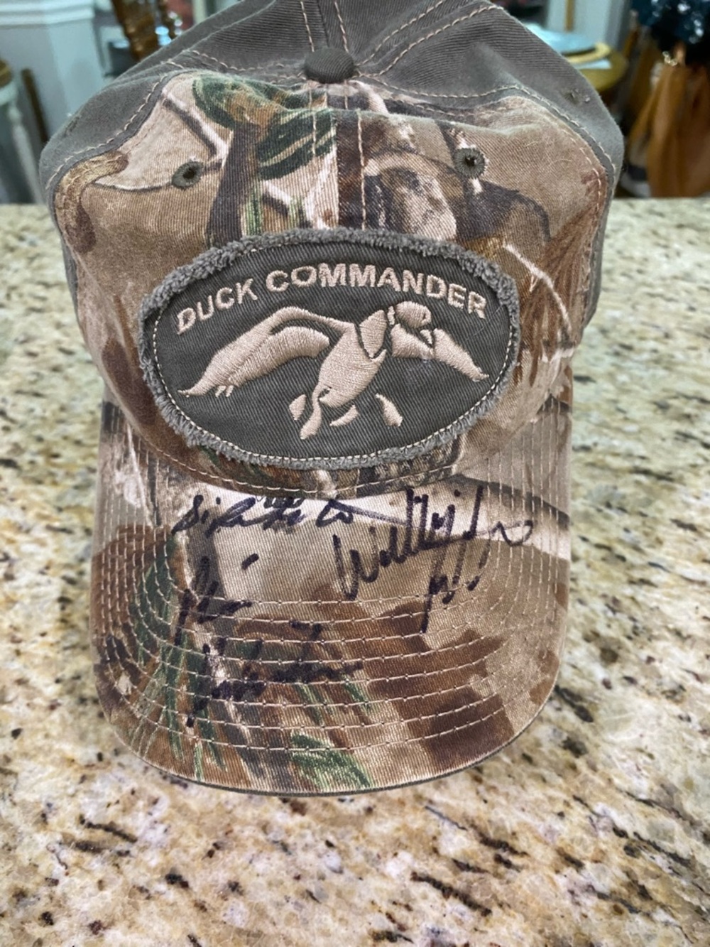 Duck Commander Autographed Camo Embroidered Hat Ball Cap Baseball Hat OS